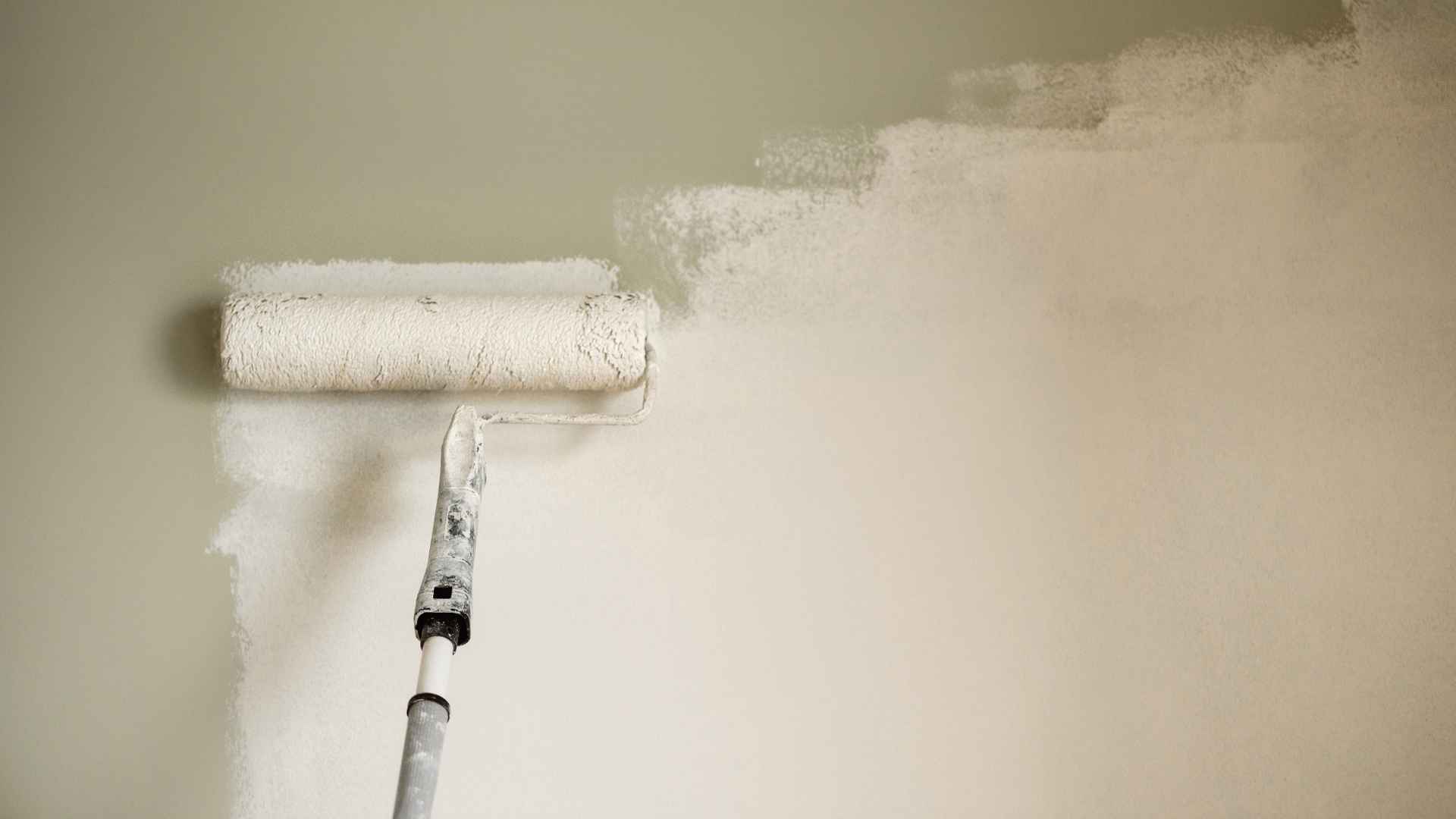 Interior painting and decorating in a Hedge End home